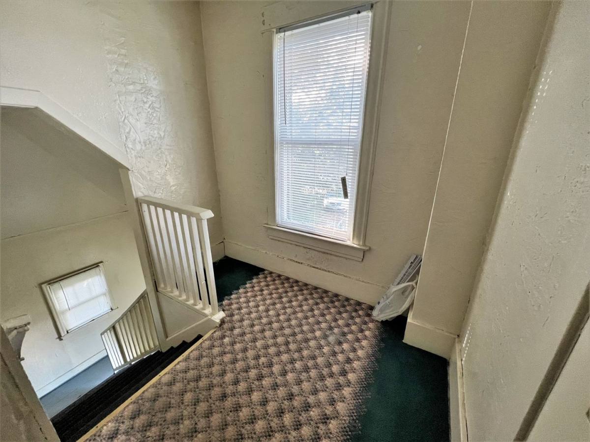 Apartment for rent at 915 W 4th, Mitchell, SD 57301