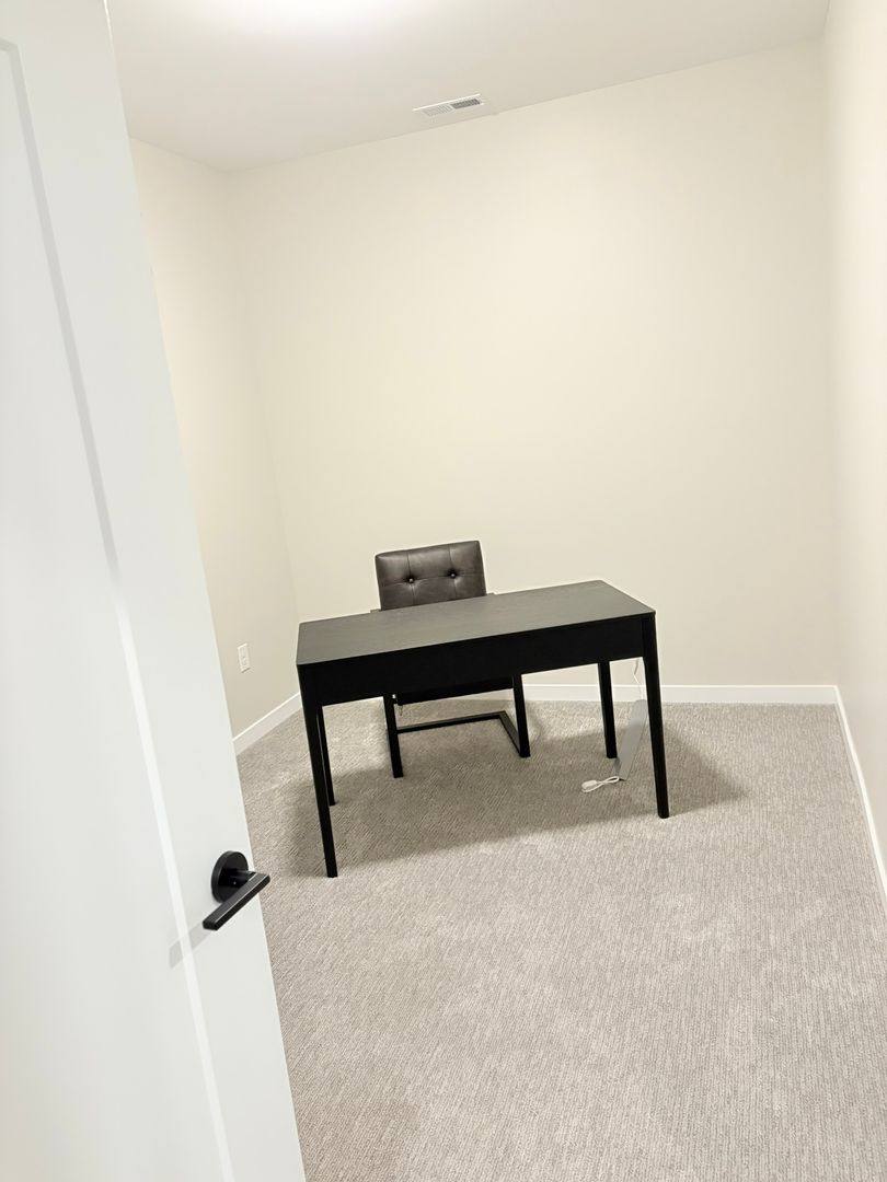 Apartment for rent at 3612 Leavenworth St, Omaha, NE 68105