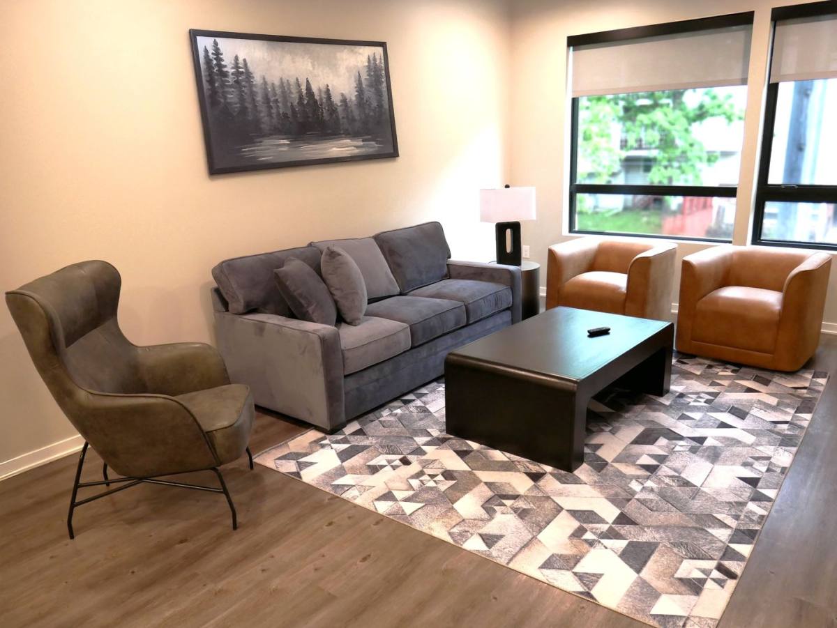 Apartment for rent at 3612 Leavenworth St, Omaha, NE 68105
