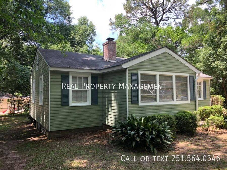 House for rent at 335 Azalea Circle W, Mobile, AL 36608