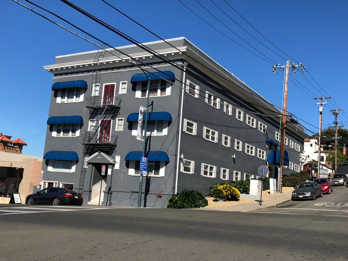 Apartment for rent at 807 Sutter St, Vallejo, CA 94590