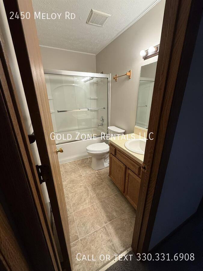 Apartment for rent at 2450 Meloy Rd, Kent, OH 44240