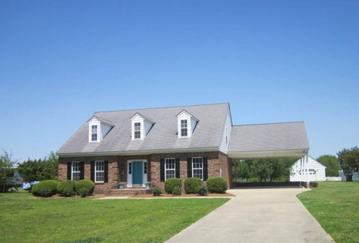 House for rent at 5300 Hornes Church Rd, Wilson, NC 27896