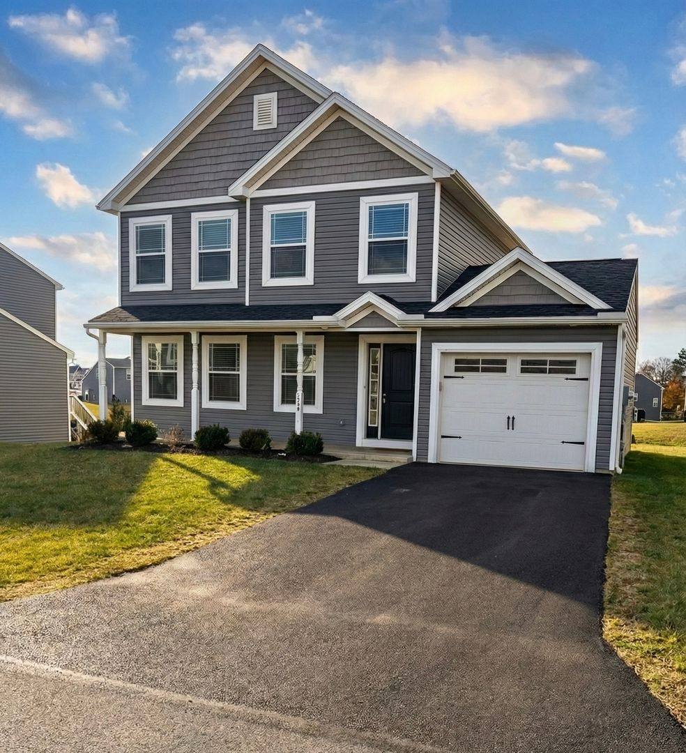 House for rent at 206 Woodridge Dr, Shippensburg, PA 17257