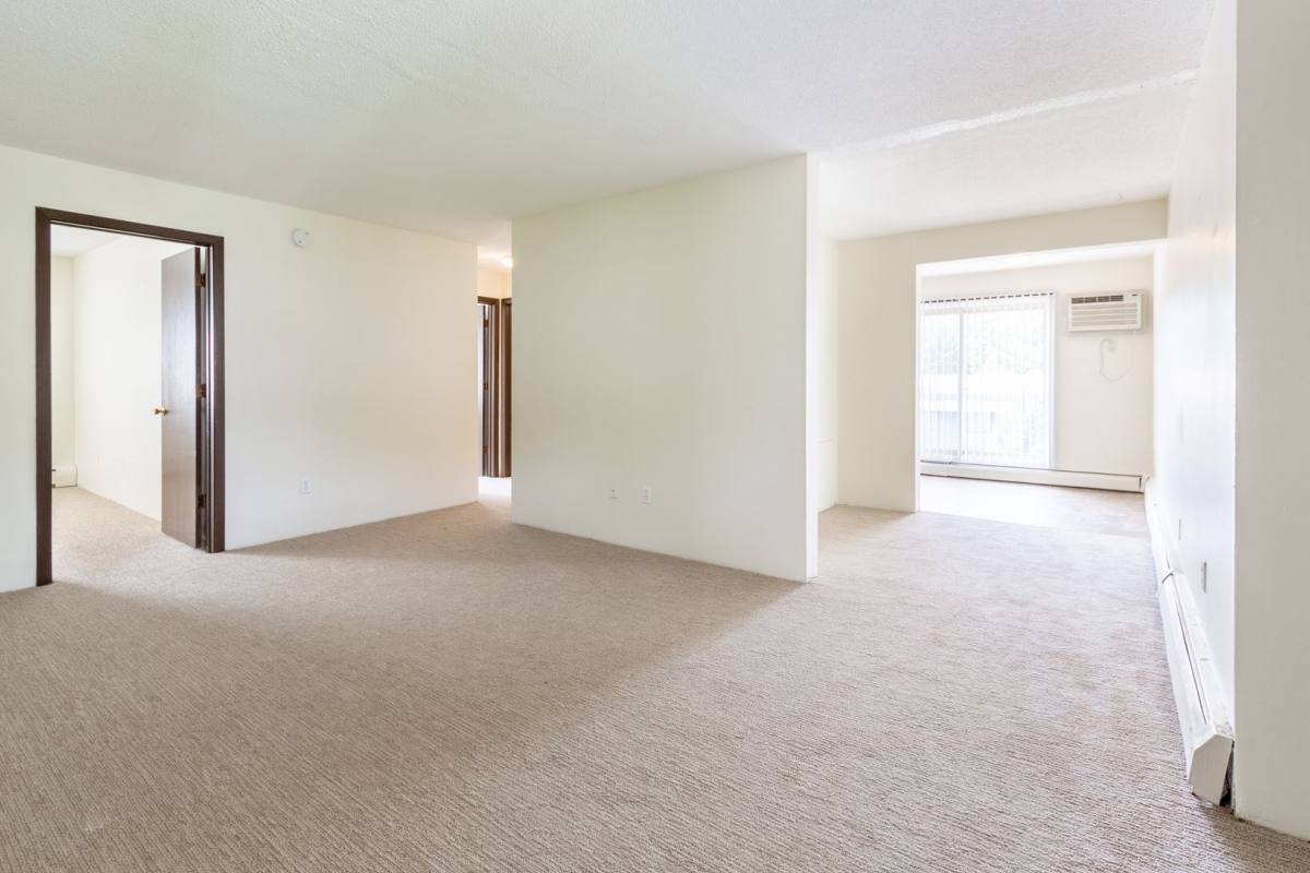 Apartment for rent at 2122 Grand Ave S, Minneapolis, MN 55405