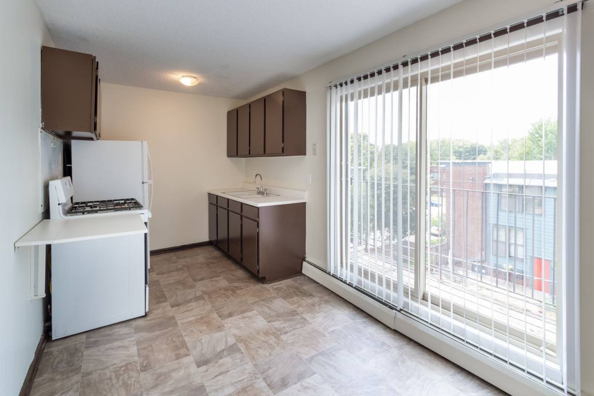 Apartment for rent at 2122 Grand Ave S, Minneapolis, MN 55405