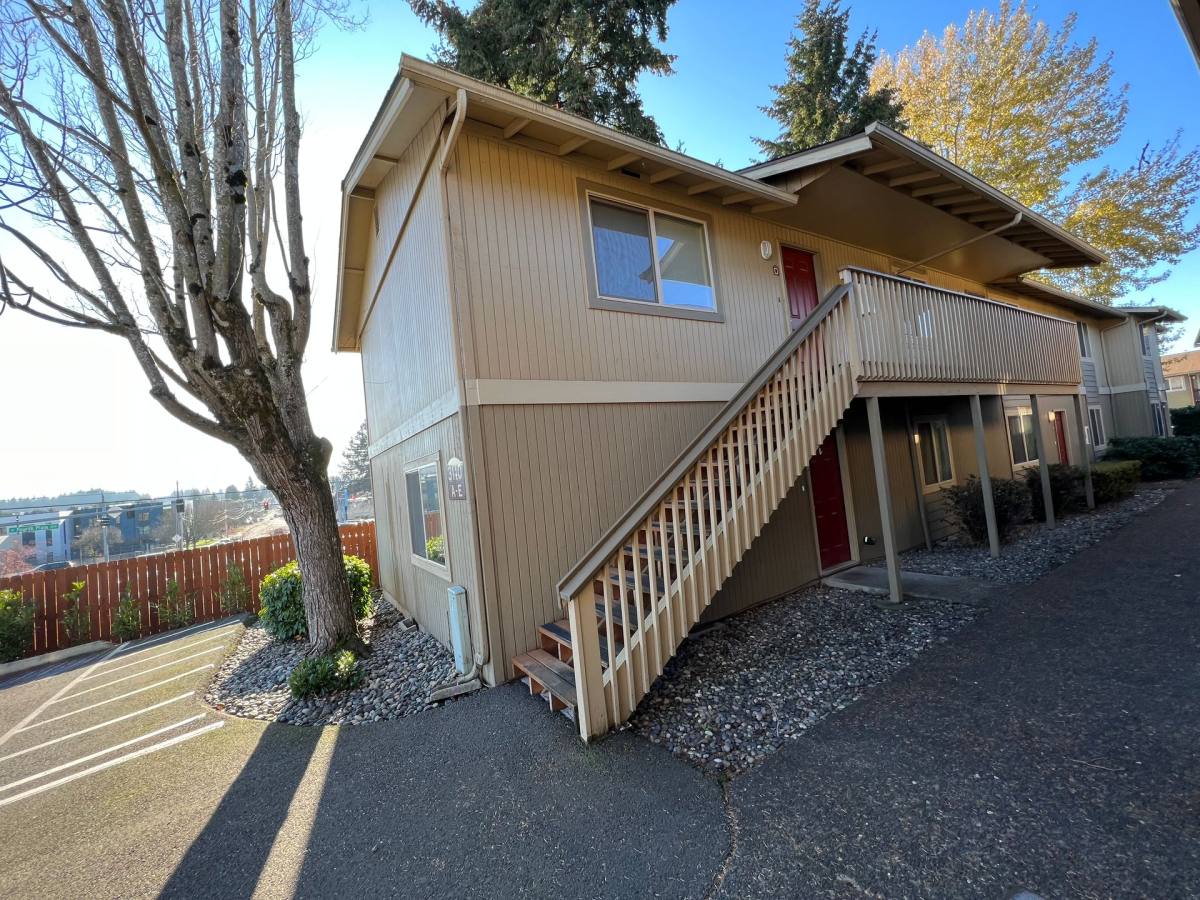 Apartment for rent at 3110 NE 66th Ave, Vancouver, WA 98661
