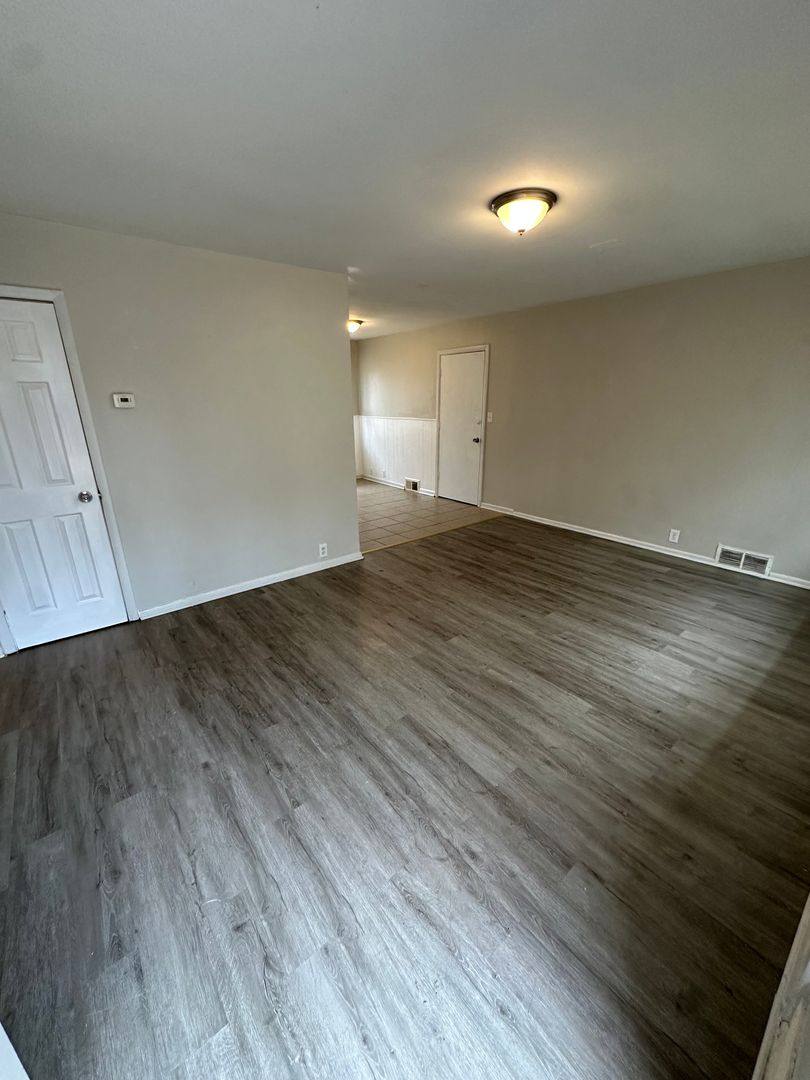 House for rent at 11302 Corrington Ave, Kansas City, MO 64134