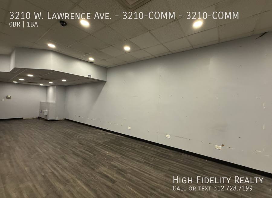 Apartment for rent at 3210 W Lawrence Ave #COMM, Chicago, IL 60625