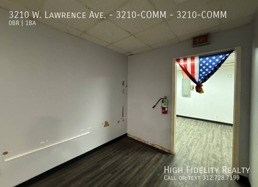Apartment for rent at 3210 W Lawrence Ave #COMM, Chicago, IL 60625
