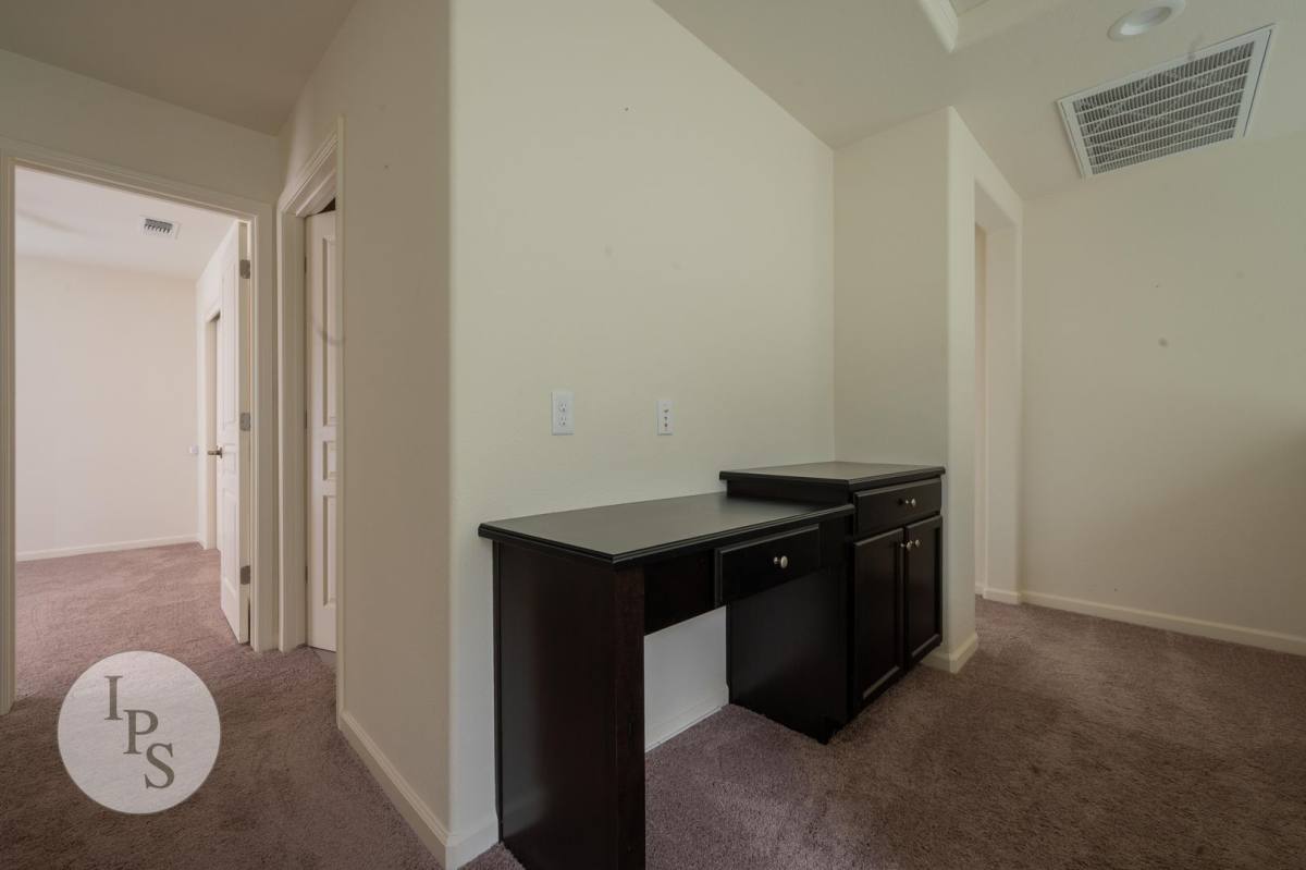 House for rent at 6052 E Bishop Lane, Fresno, CA 93727