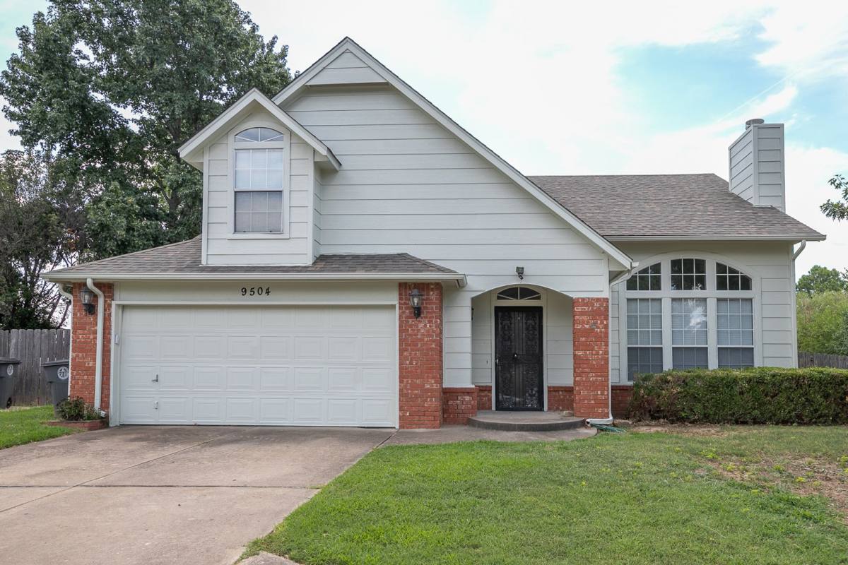 House for rent at 9504 E 99th Place, Tulsa, OK 74133