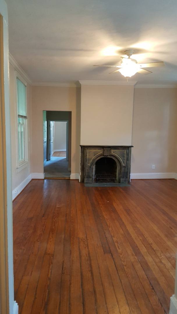 Apartment for rent at 414 London St, Portsmouth, VA 23704