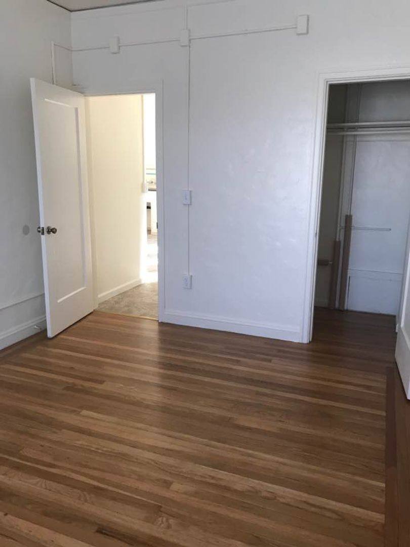 Apartment for rent at 1817 Oxford St, Berkeley, CA 94709