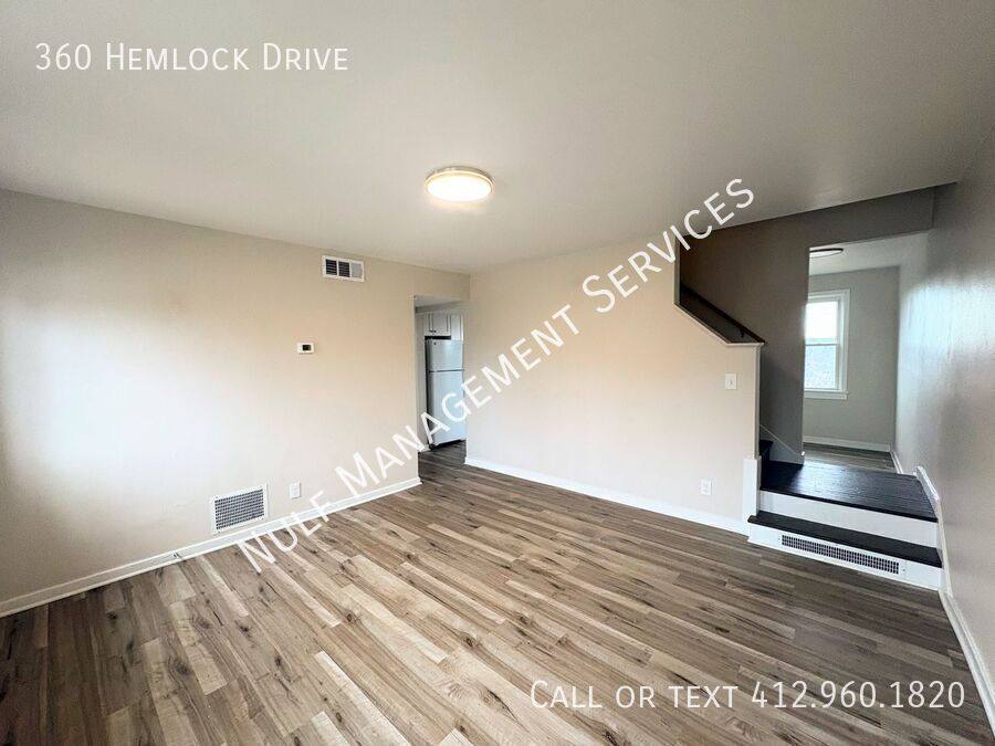 Townhouse for rent at 360 Hemlock Dr, Coraopolis, PA 15108
