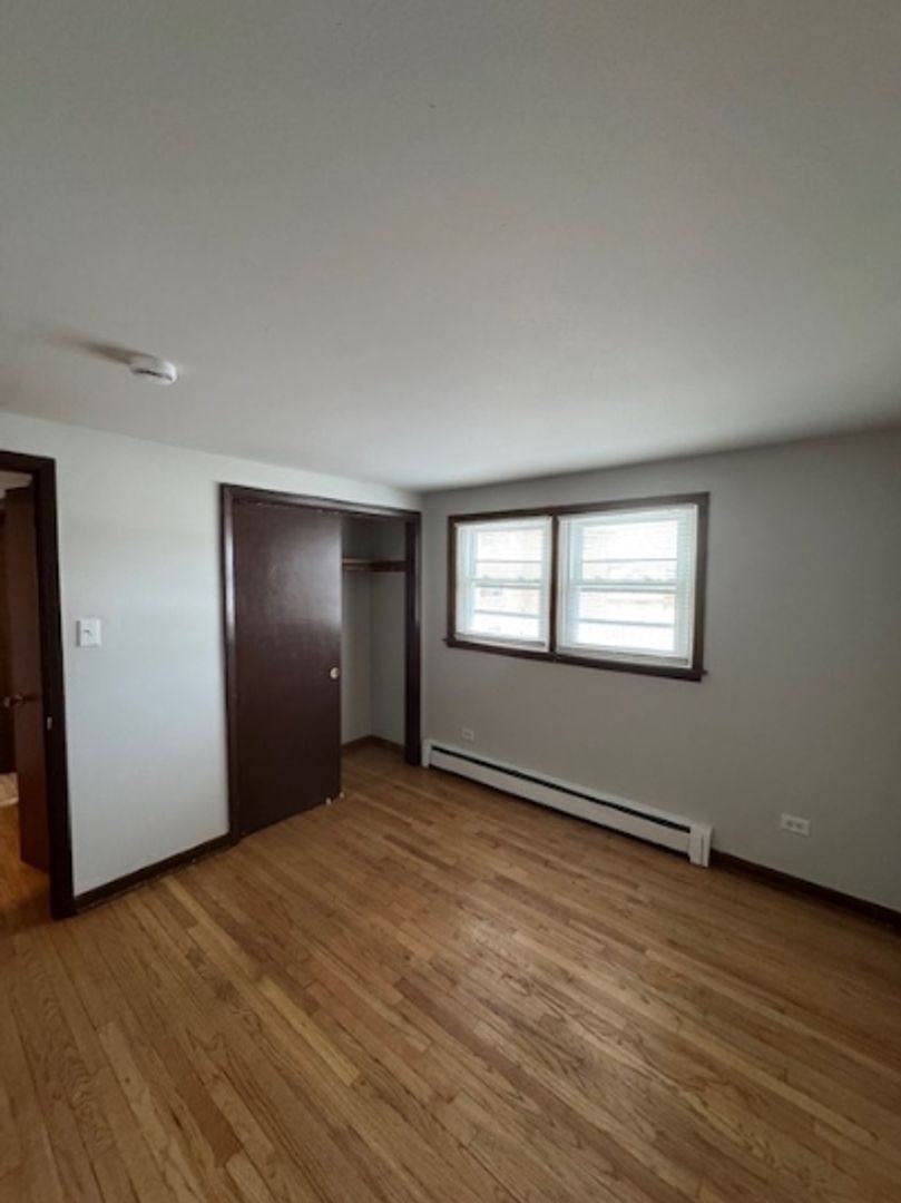 Apartment for rent at 1908-16 Vermont Ave, Blue Island, IL 60406