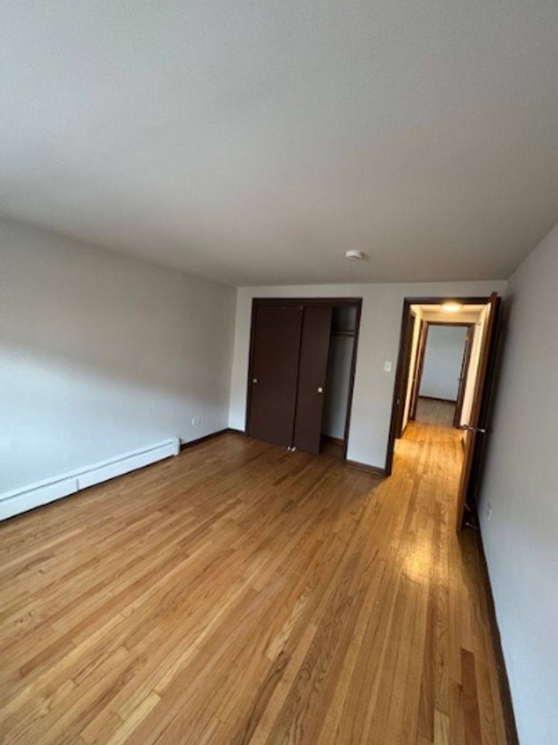 Apartment for rent at 1908-16 Vermont Ave, Blue Island, IL 60406