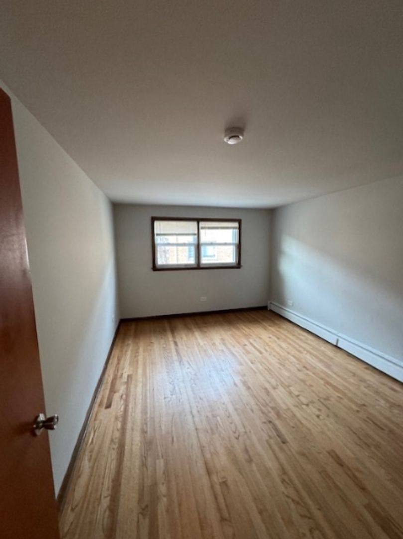 Apartment for rent at 1908-16 Vermont Ave, Blue Island, IL 60406