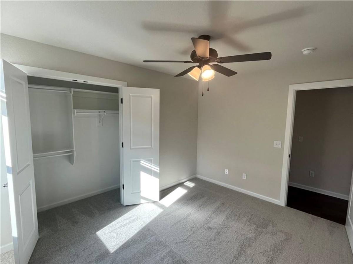 House for rent at 145 N Hinsdale Ave, Fayetteville, AR 72704