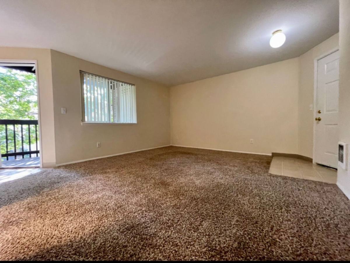 Apartment for rent at 5702 - 5710 NE Prescott St, Portland, OR 97218