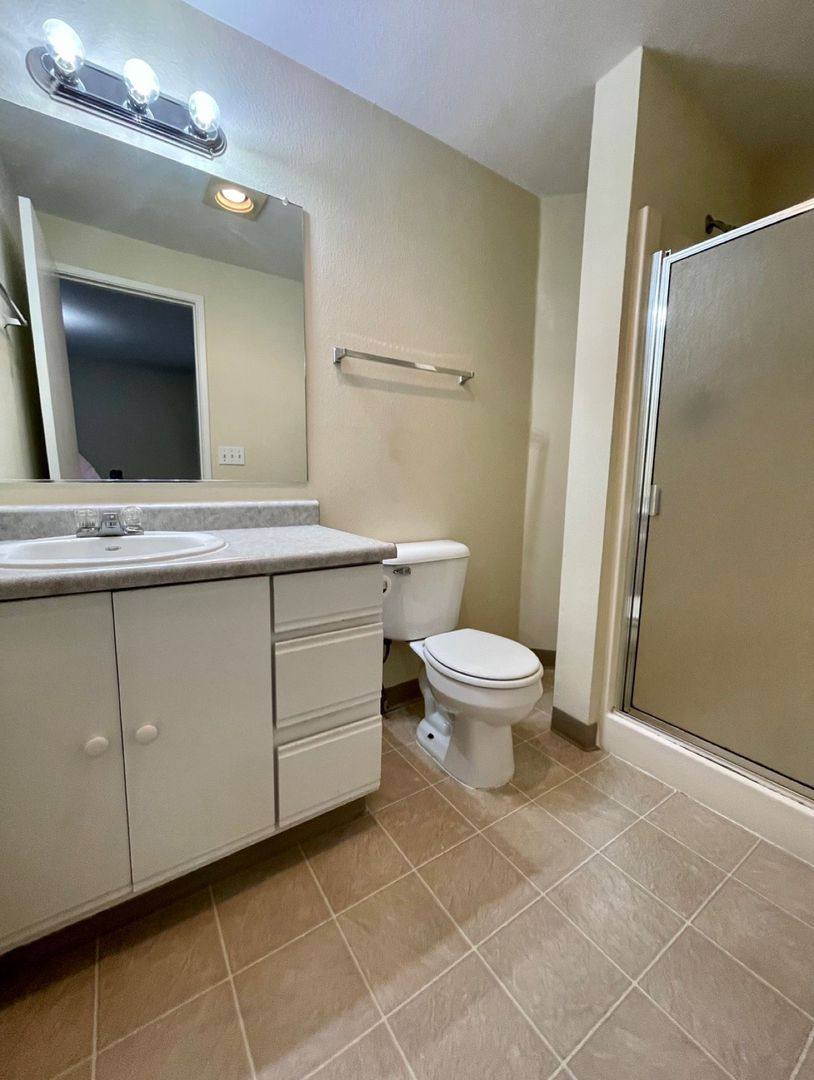 Apartment for rent at 5702 - 5710 NE Prescott St, Portland, OR 97218