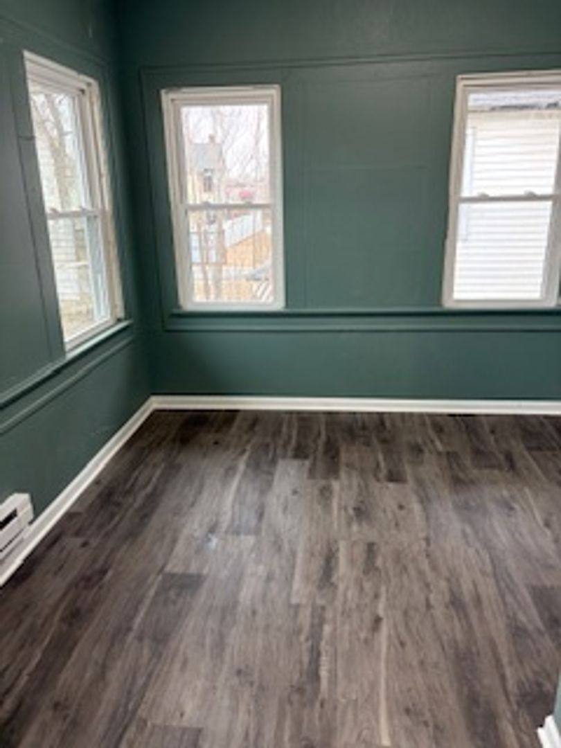 Apartment for rent at 303 Franklin, Waterloo, IA 50703