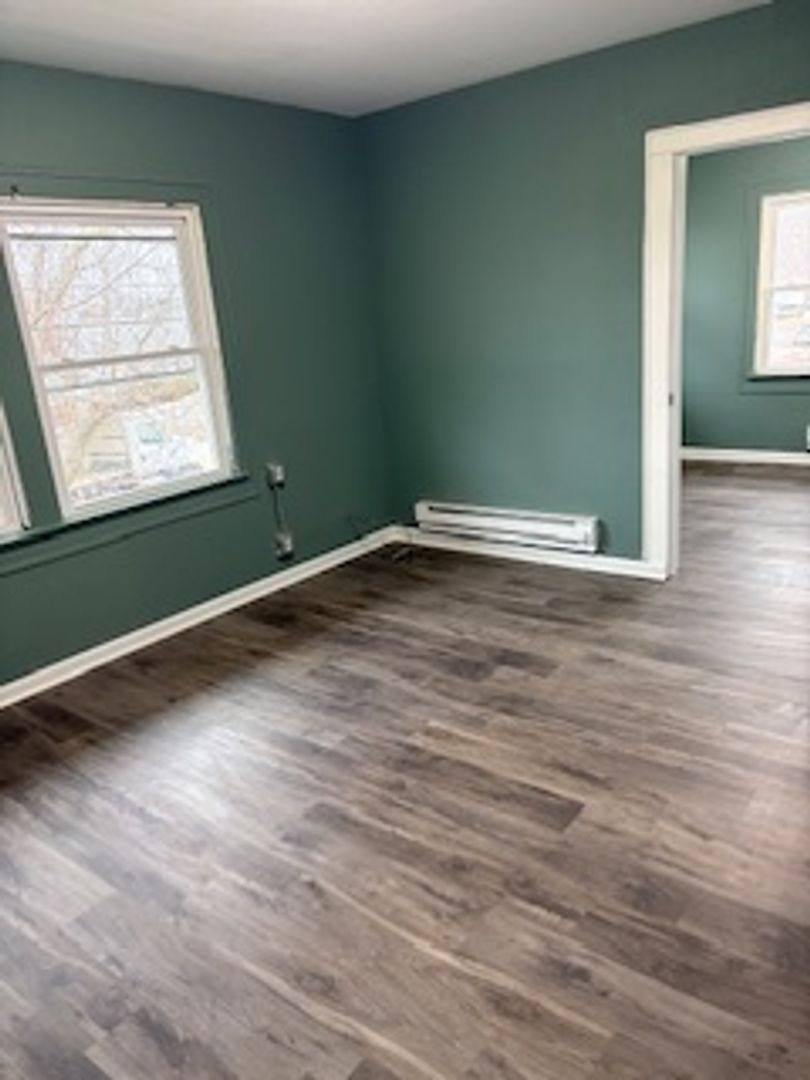 Apartment for rent at 303 Franklin, Waterloo, IA 50703