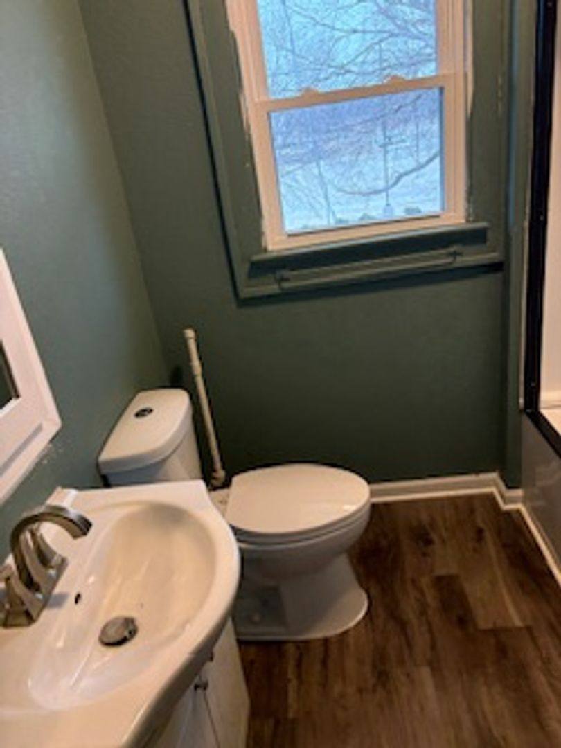 Apartment for rent at 303 Franklin, Waterloo, IA 50703