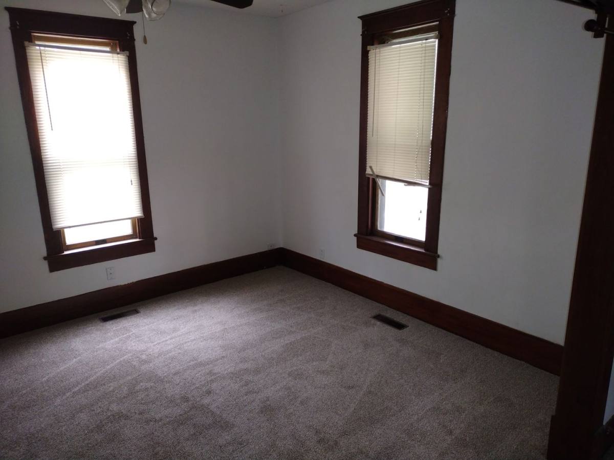 House for rent at 329 N Main, Rossville, KS 66533