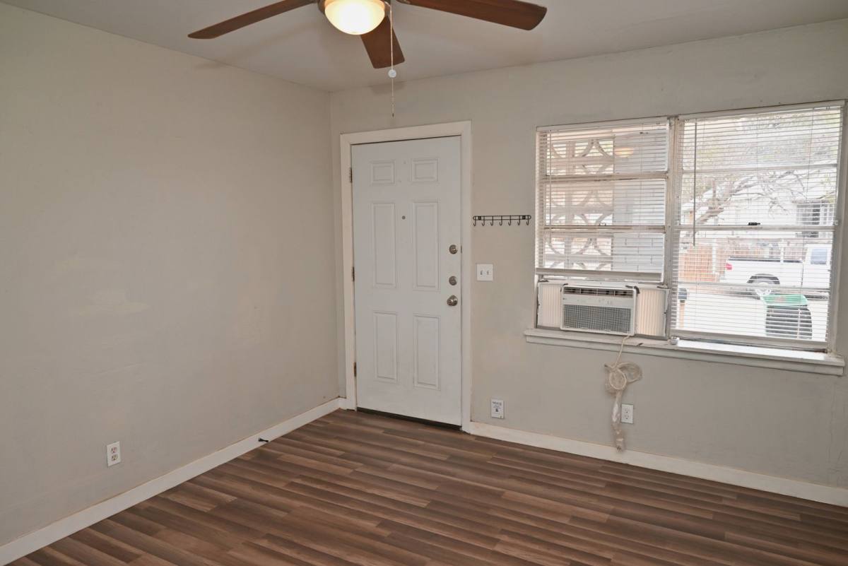 Apartment for rent at 600 E 1st St, Burkburnett, TX 76354