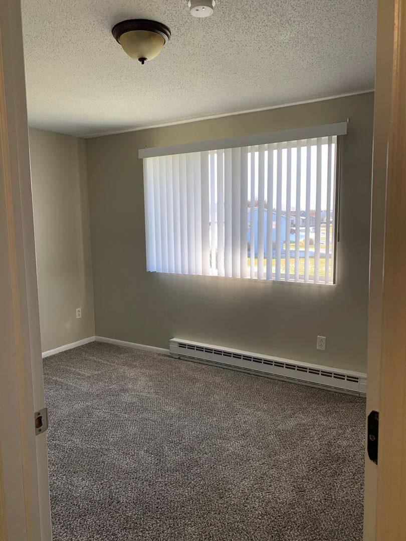 Townhouse for rent at 1 Chelsea Dr, Cortland, NY 13045