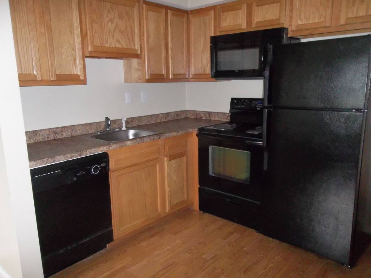 Townhouse for rent at 1 Chelsea Dr, Cortland, NY 13045