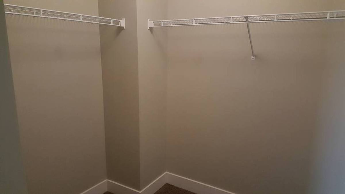 Apartment for rent at 607 E Second Ave, Flint, MI 48502