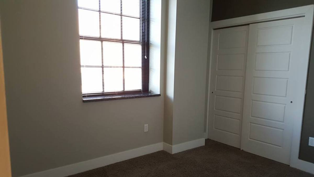 Apartment for rent at 607 E Second Ave, Flint, MI 48502