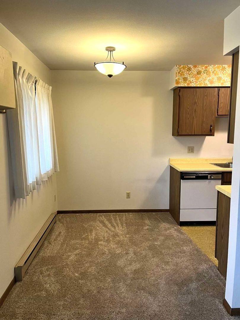 Apartment for rent at 2536 Spooner Ave, Altoona, WI 54720