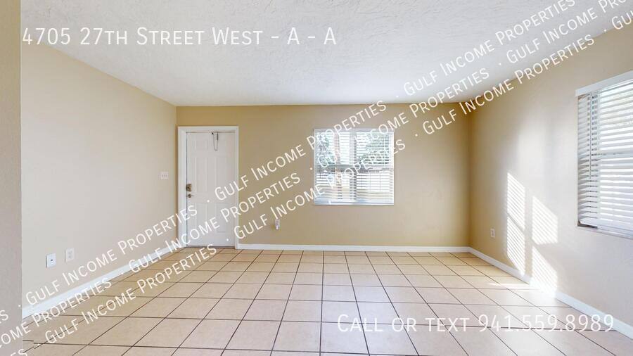 Apartment for rent at 4705 27th St W #A, Bradenton, FL 34207