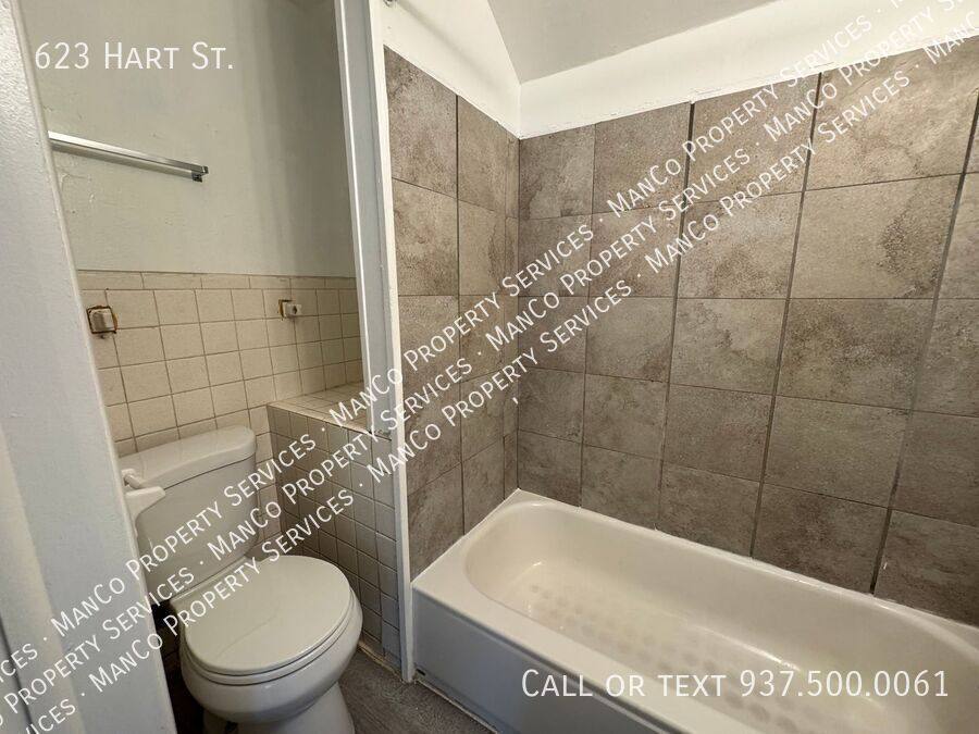 Apartment for rent at 623 Hart St, Dayton, OH 45404