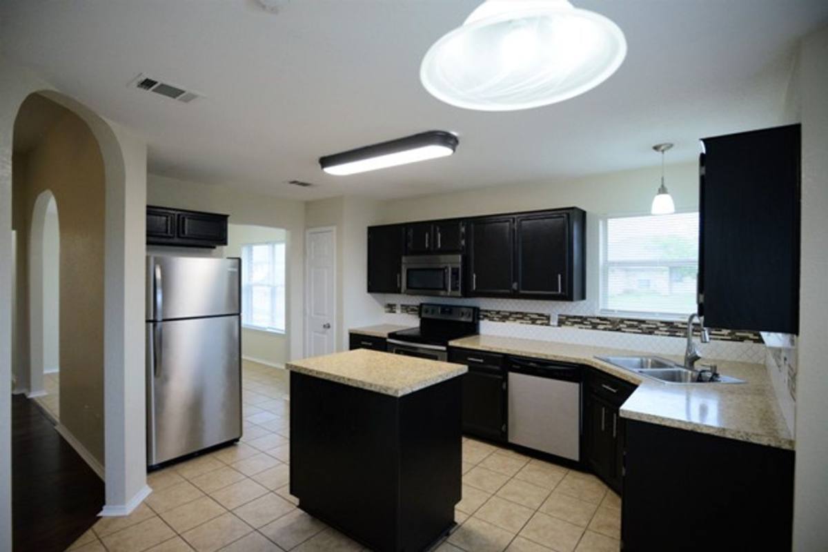 House for rent at 2909 Maria Dr, Killeen, TX 76549