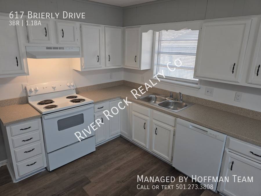 Townhouse for rent at 617 Brierly Dr, Sherwood, AR 72120