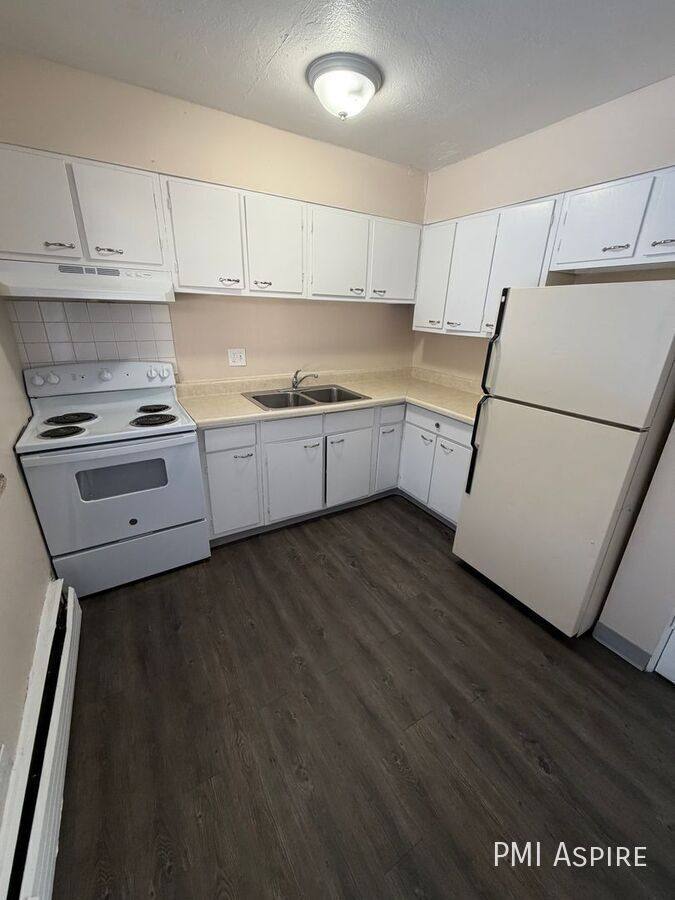 Apartment for rent at 1351 Xenia St #1F, Denver, CO 80220