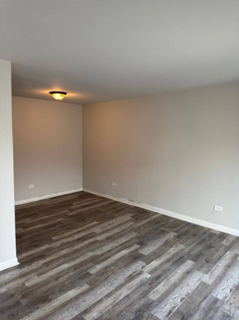 Apartment for rent at 13034 Honore St, Blue Island, IL 60406