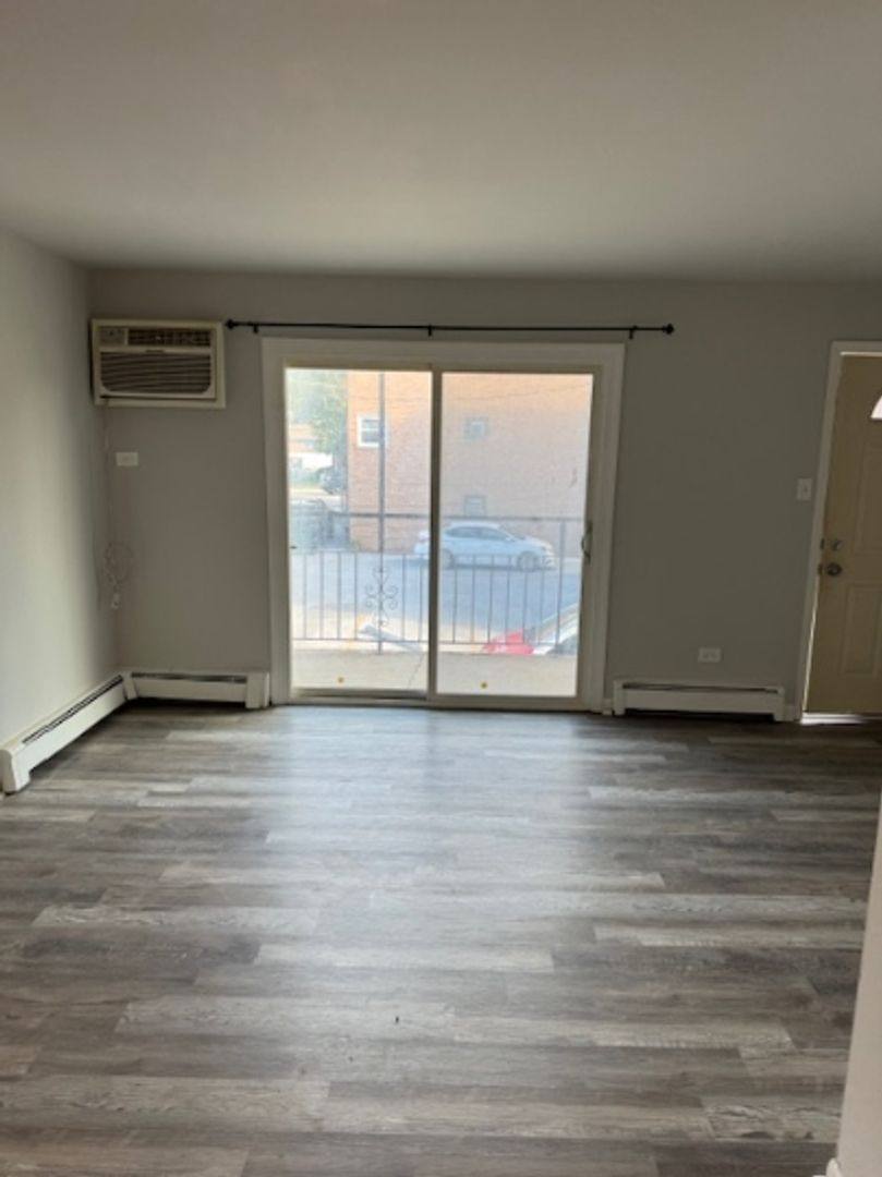 Apartment for rent at 13034 Honore St, Blue Island, IL 60406