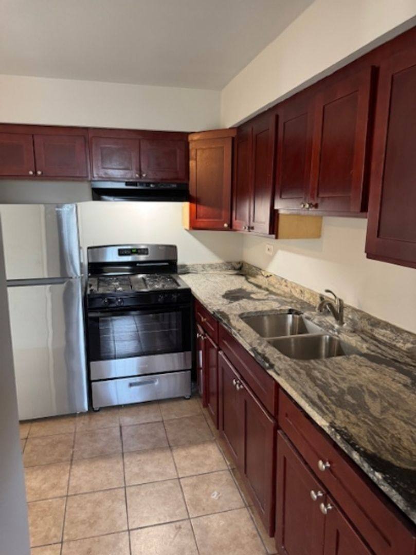 Apartment for rent at 13034 Honore St, Blue Island, IL 60406