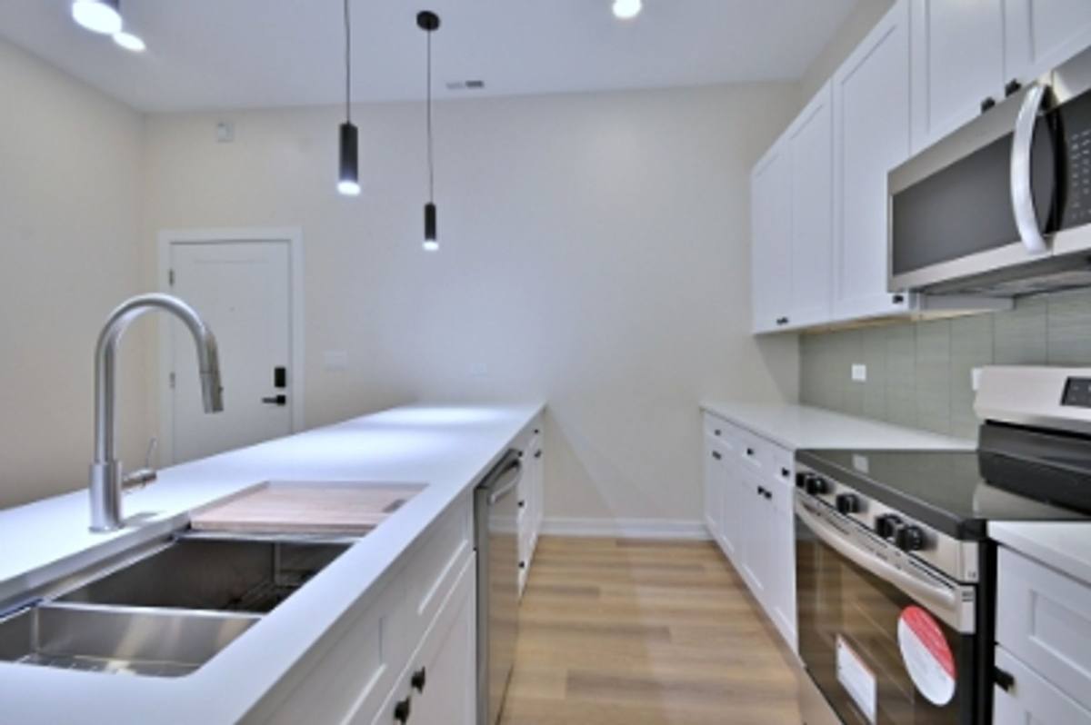 Apartment for rent at 7512-7522 Madison St, Forest Park, IL 60130