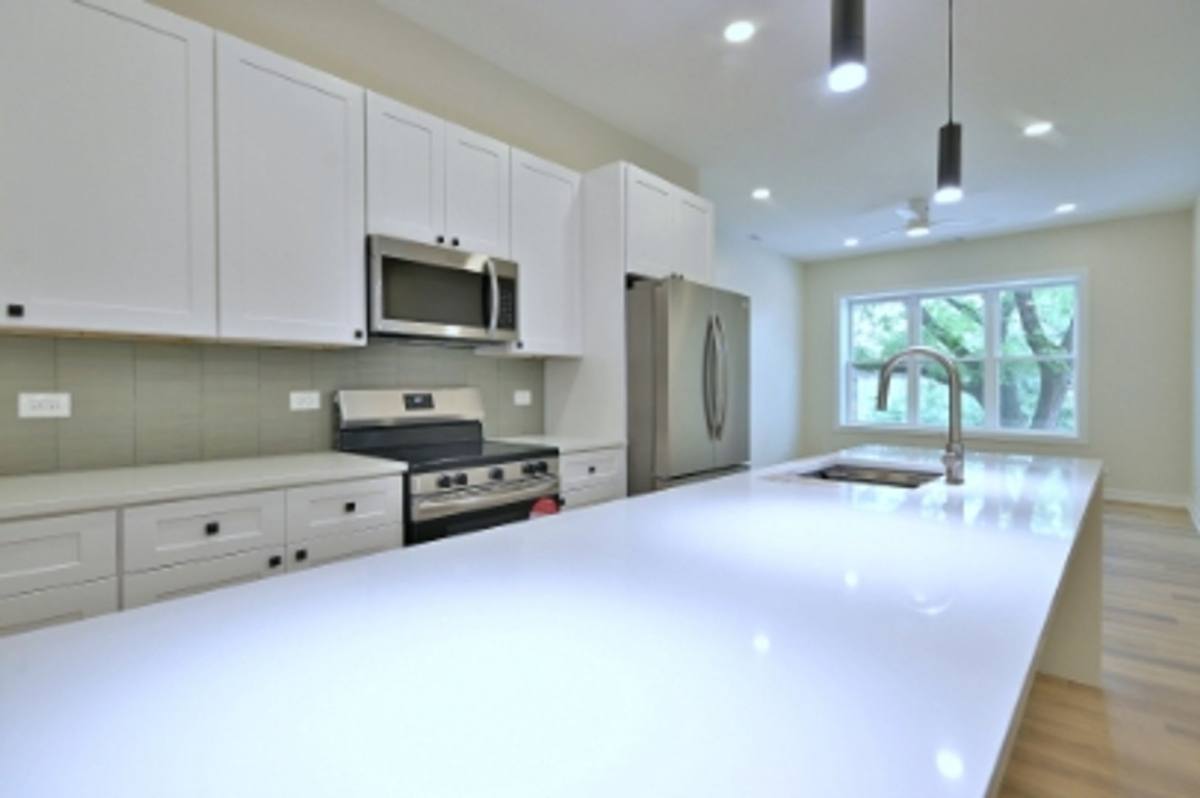 Apartment for rent at 7512-7522 Madison St, Forest Park, IL 60130
