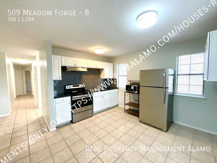 Apartment for rent at 509 Meadow Forge #B, Converse, TX 78109