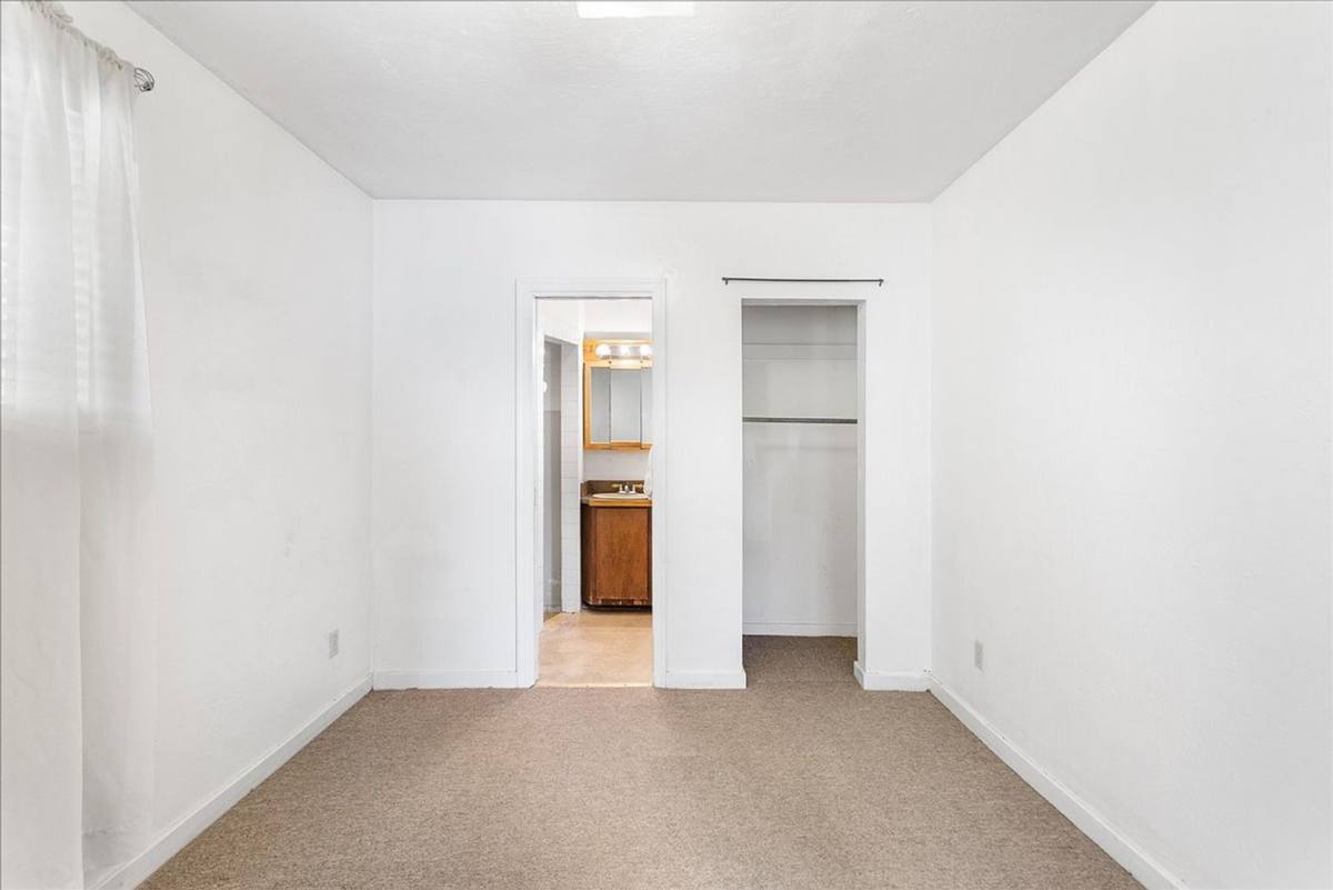 Apartment for rent at 3249 Encinal Ave, Alameda, CA 94501