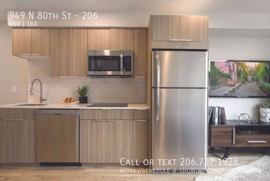 Apartment for rent at 949 N 80th St #206, Seattle, WA 98103