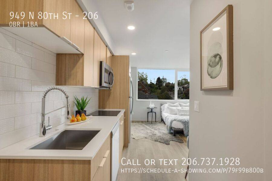 Apartment for rent at 949 N 80th St #206, Seattle, WA 98103