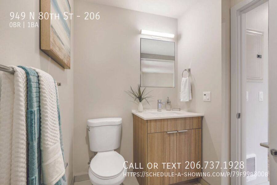 Apartment for rent at 949 N 80th St #206, Seattle, WA 98103